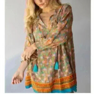 Natural Life V Neck Long Sleeve Mini Dress or Blouse size Medium
